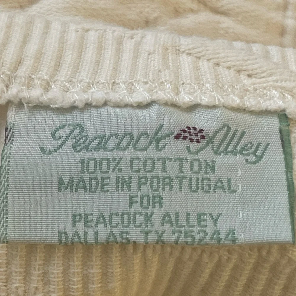 Peacock Alley Cream Scalloped Edge 2/  Pillow Shams